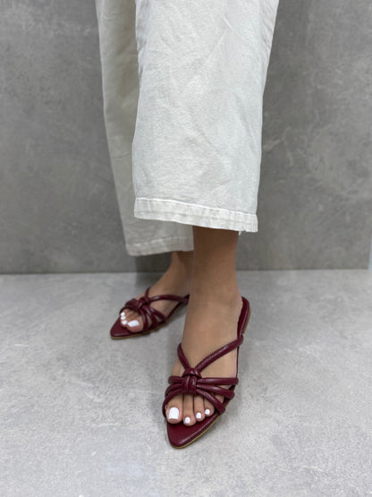 VERA FLAT
